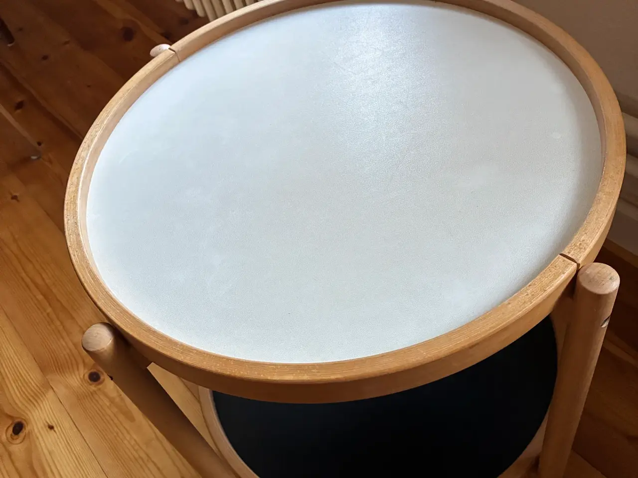 Billede 3 - Bakkebord i bøg