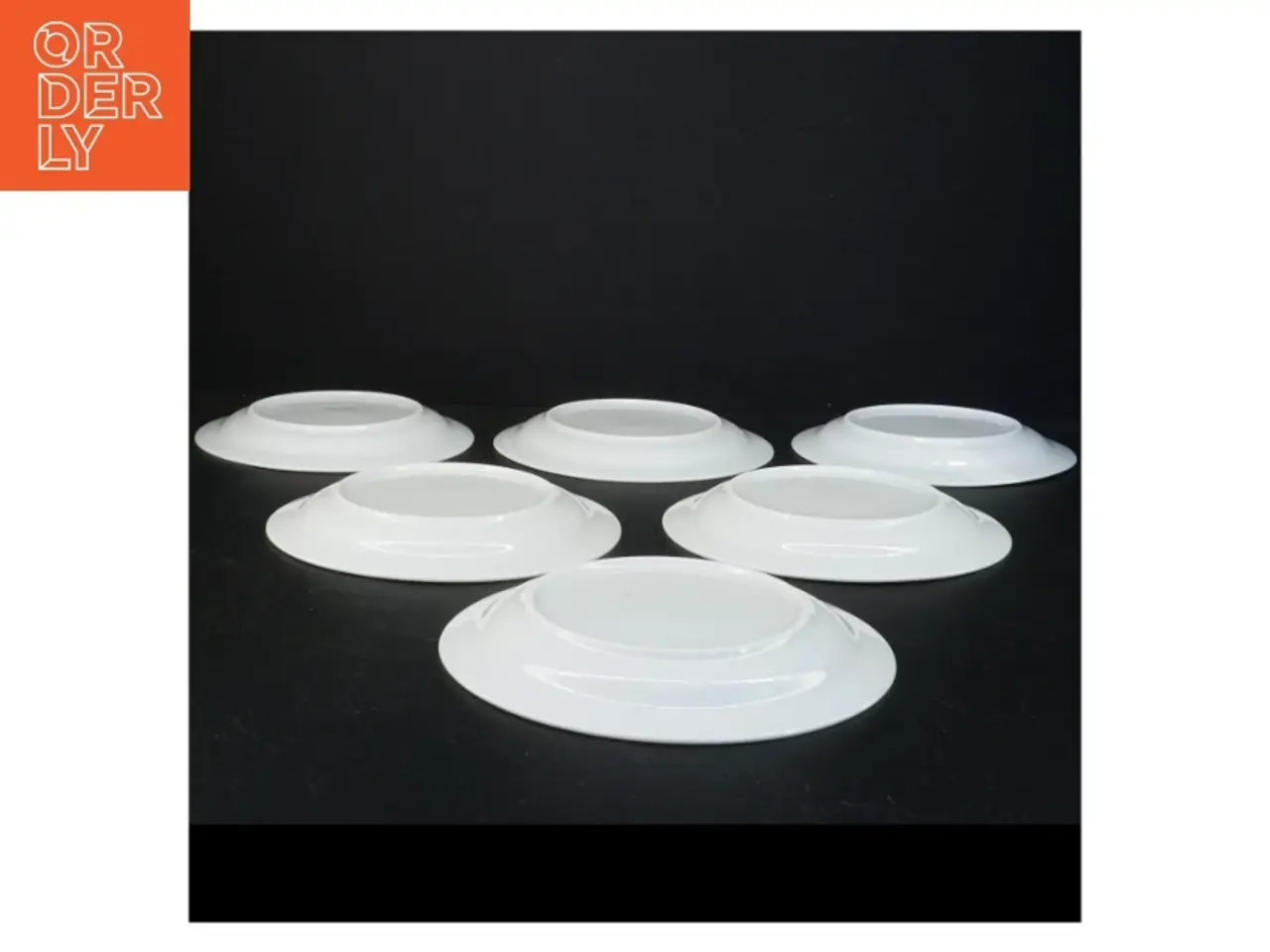 Billede 2 - Hvide porcelænstallerkener (str. 17 x 2 cm)