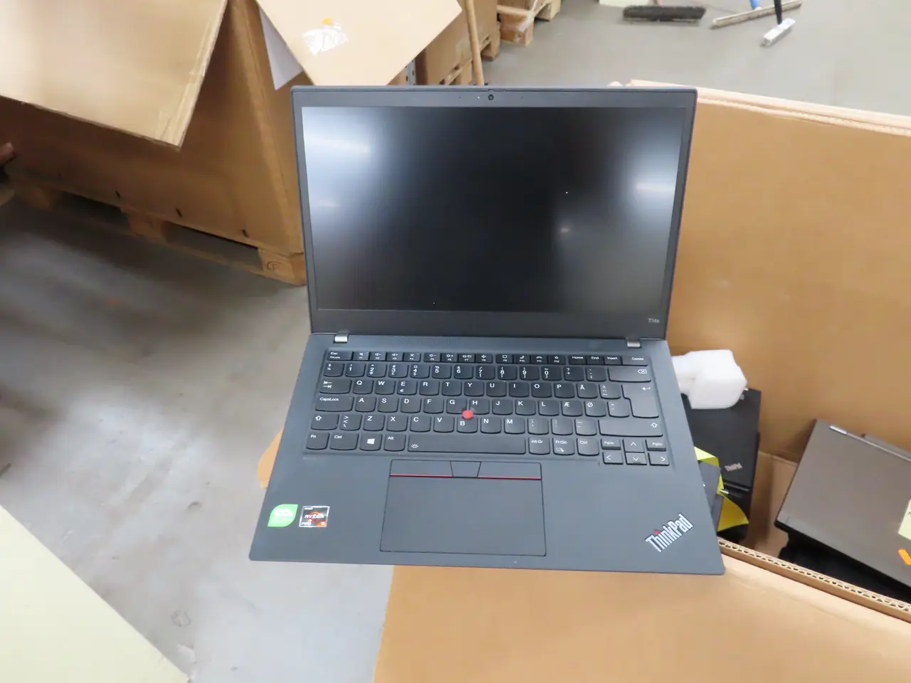Billede 1 - Bærbarcomputer LENOVO ThinkPad T14s Gen 2 Magnesium Chassis