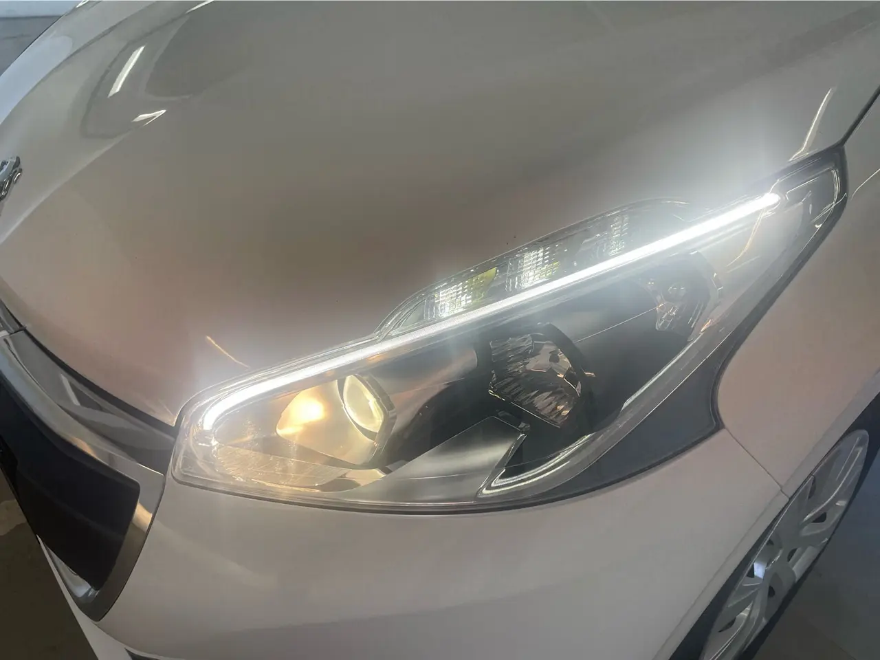 Billede 14 - Peugeot 208 1,2 VTi 82 Strike