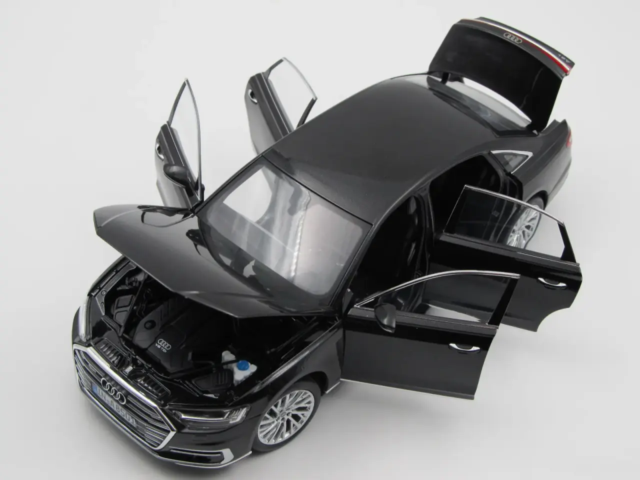 Billede 4 - 2018 Audi A8L Dealer Edition - 1:18