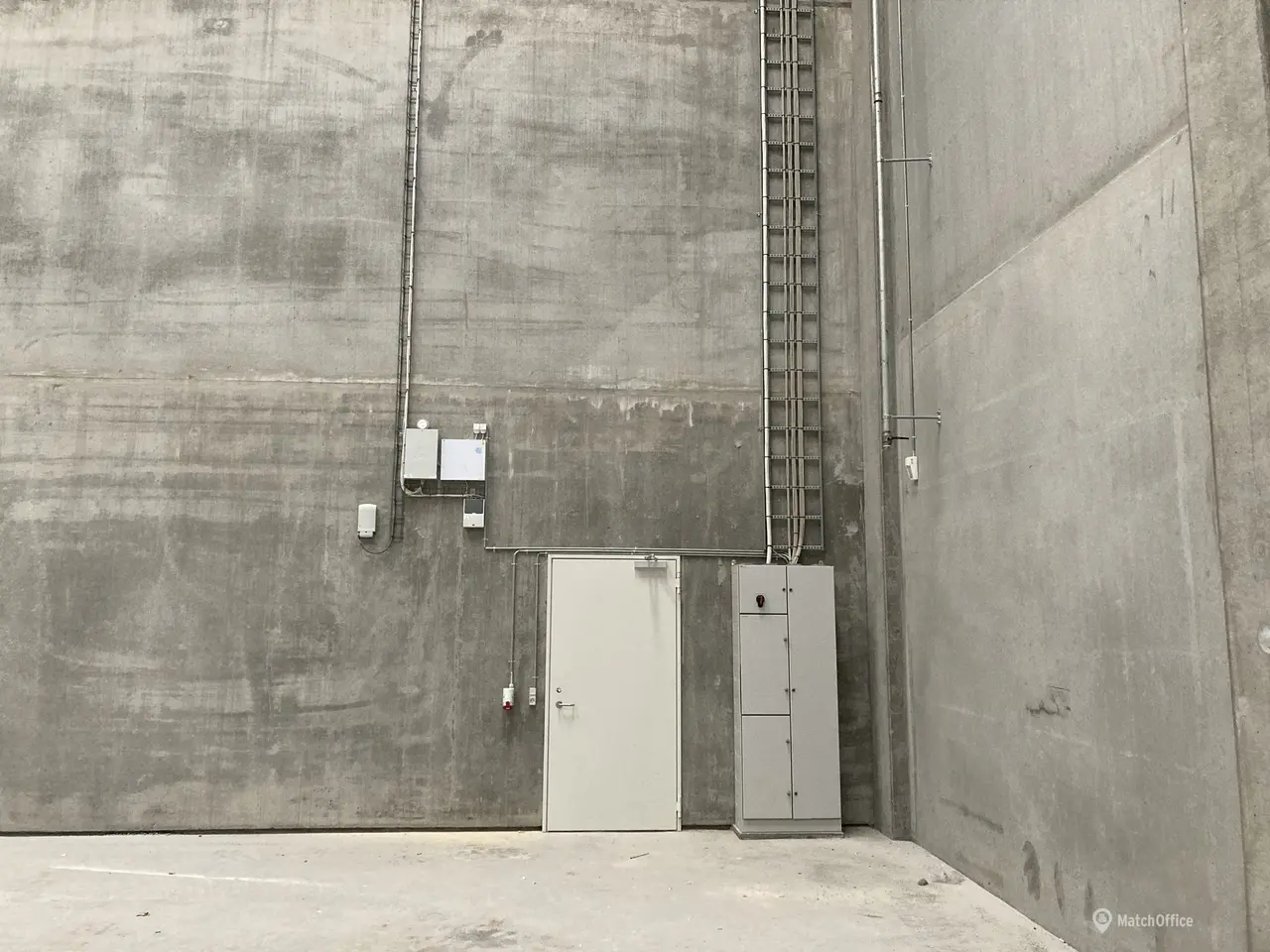 Billede 5 - 4.274 m2 Lager- Logistik-lejemål med 132 m2 kontor