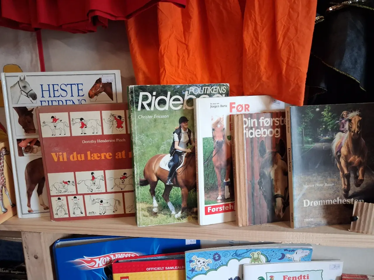Billede 1 - Heste bøger
