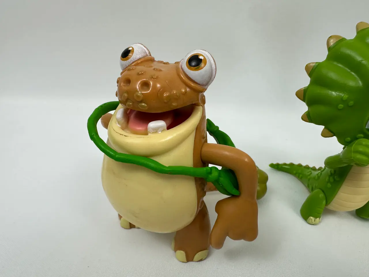 Billede 3 - 4 stk. dinosaurer (Gigantosaurus)