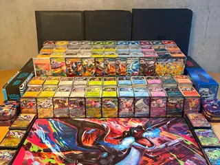 700 Forskellige Pokemon Kort til 525kr