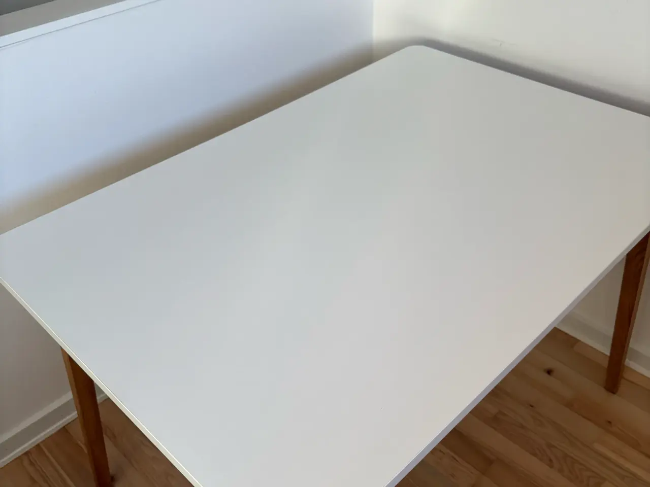Billede 1 - Spisebord