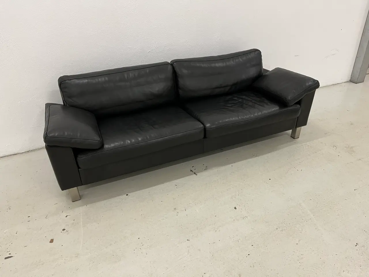 Billede 1 - Mogens Hansen MH995 3 Pers.Sofa i sort prestige.