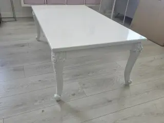 Sofagruppe + bord + Stol og skammel
