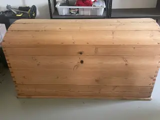 Stor afsyret dragkiste