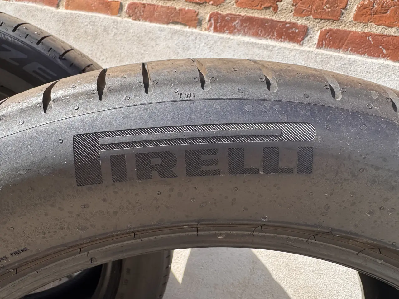 Billede 2 - Pirelli P Zero E Elect sommerdæk til Polestar