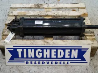 New Holland BB980 Cylinder 700706338