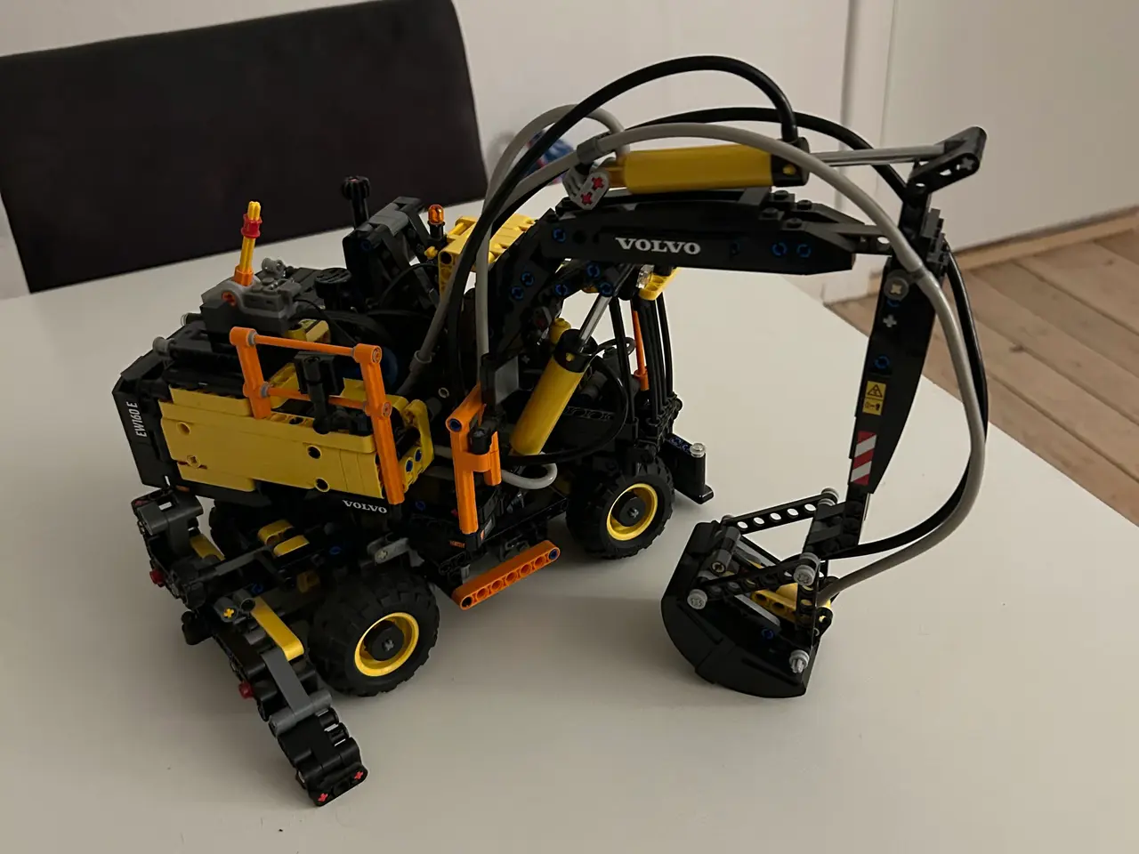 Billede 2 - Lego technic gravemaskine