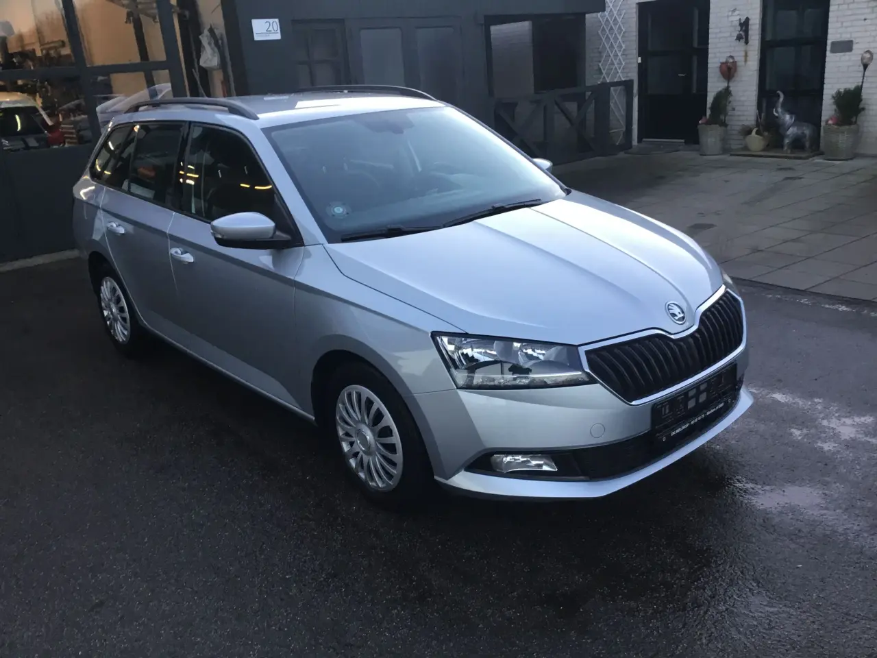 Billede 2 - Skoda fabia 1.0 tsi combi 1.ejer isofix sædevarme