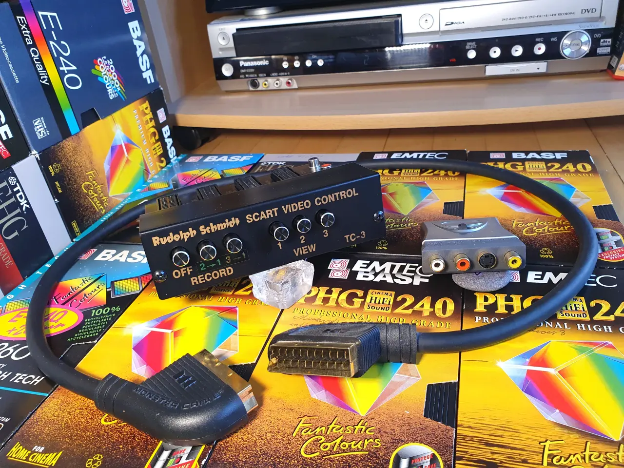 Billede 1 - VHS tilbehør skal ses...