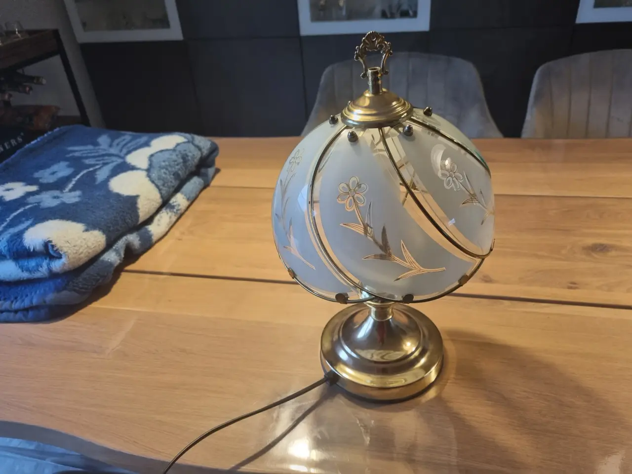 Billede 3 - Bordlampe med glasskærm