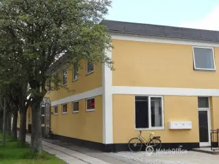 Lille kontorfællesskab med 5 kontorer fra 2000 kr