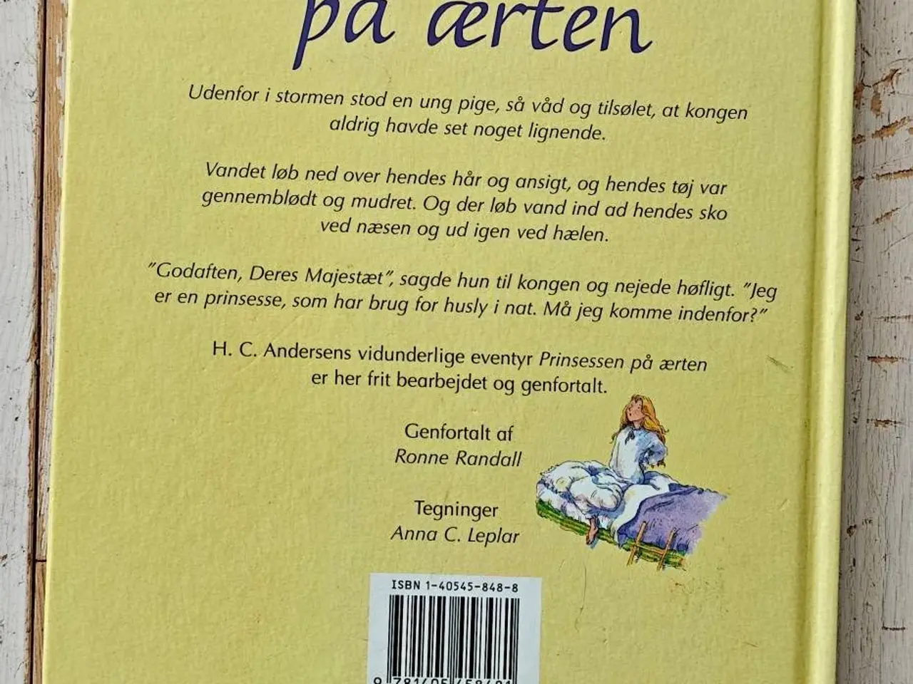 Billede 2 - Børnebog "Prinsessen på ærten"