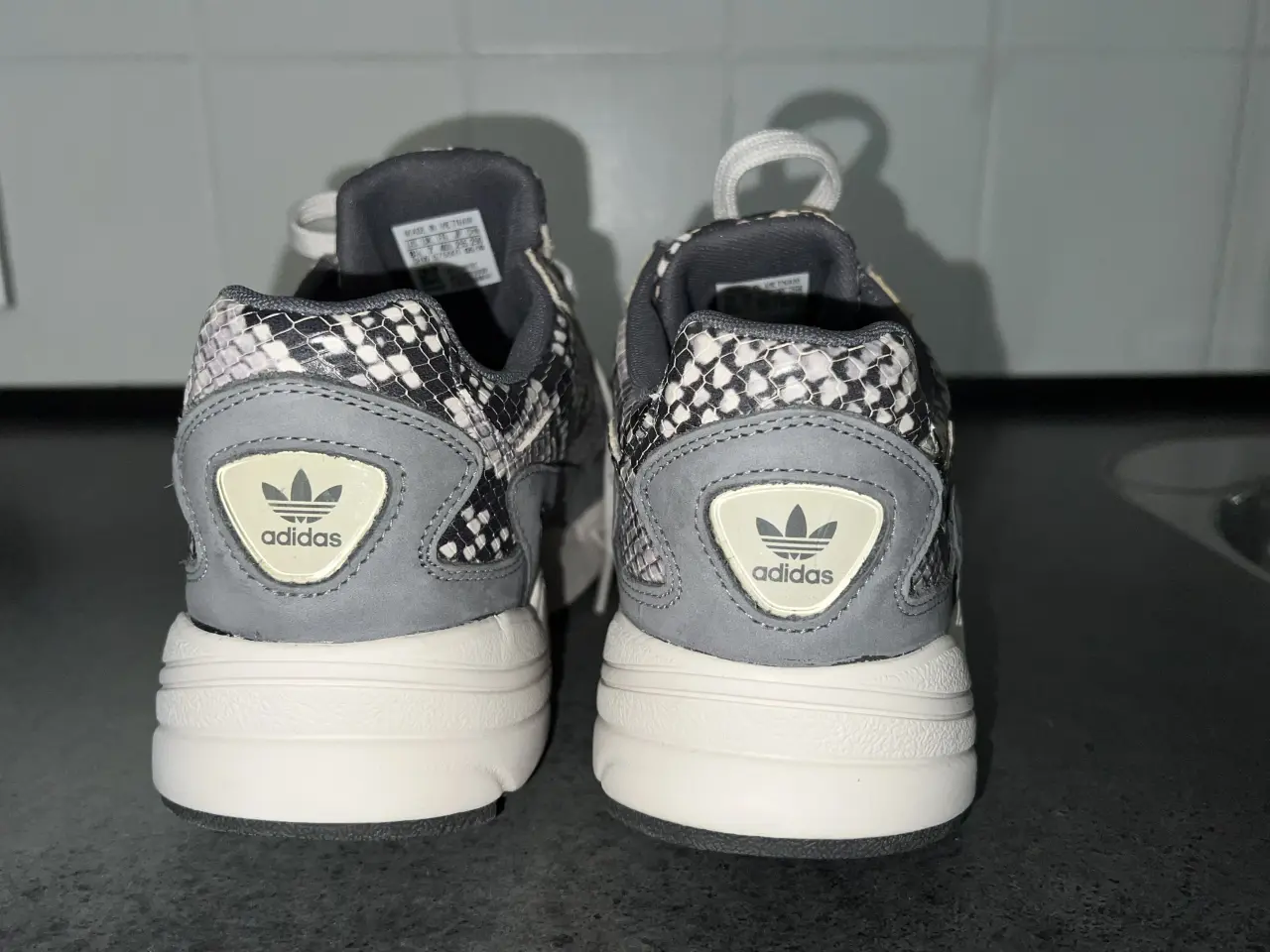 Billede 10 - Adidas sneakers slangeskin look