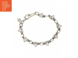 Hjerteformet sølvfarvet armbånd med rhinsten (str. Kede 21 komma 5 cm)