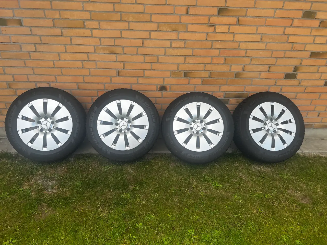 Billede 1 - Mercedes alufælge med vinterdæk