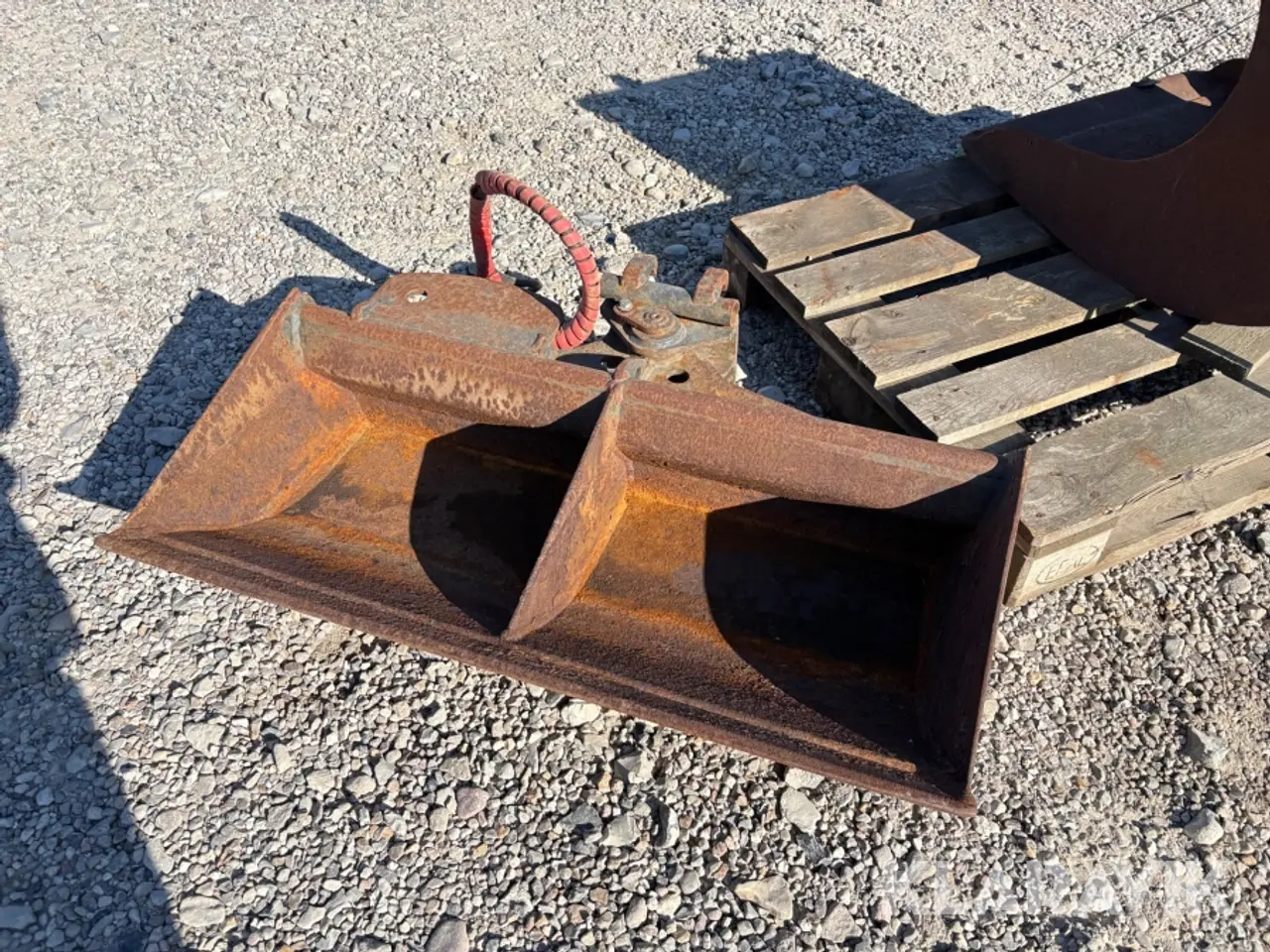 Billede 1 - Kip- og planerskovl Vibco 1 m 1 Styk