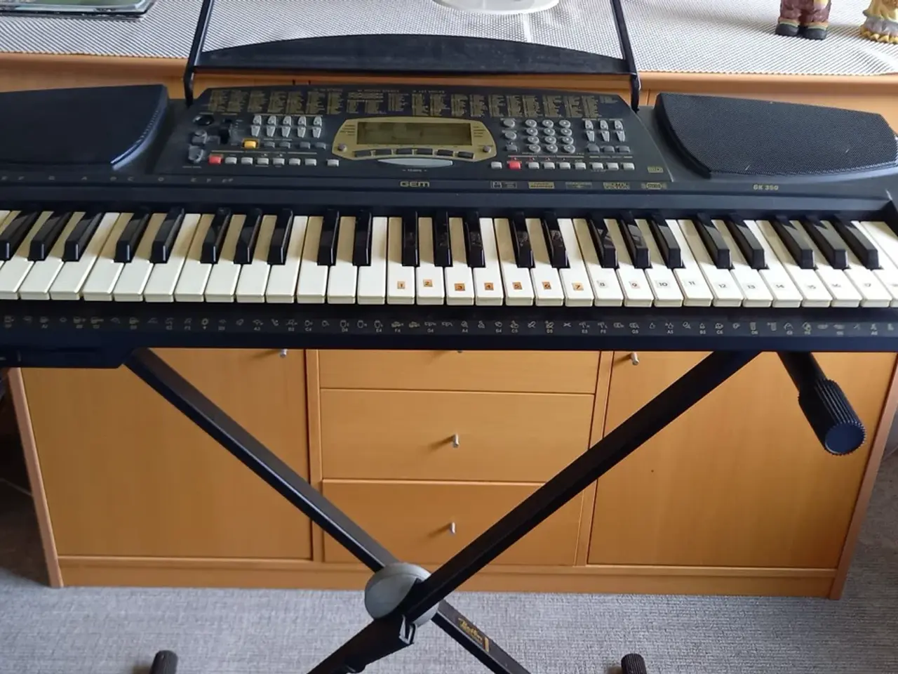 Billede 1 - keyboard med stativ