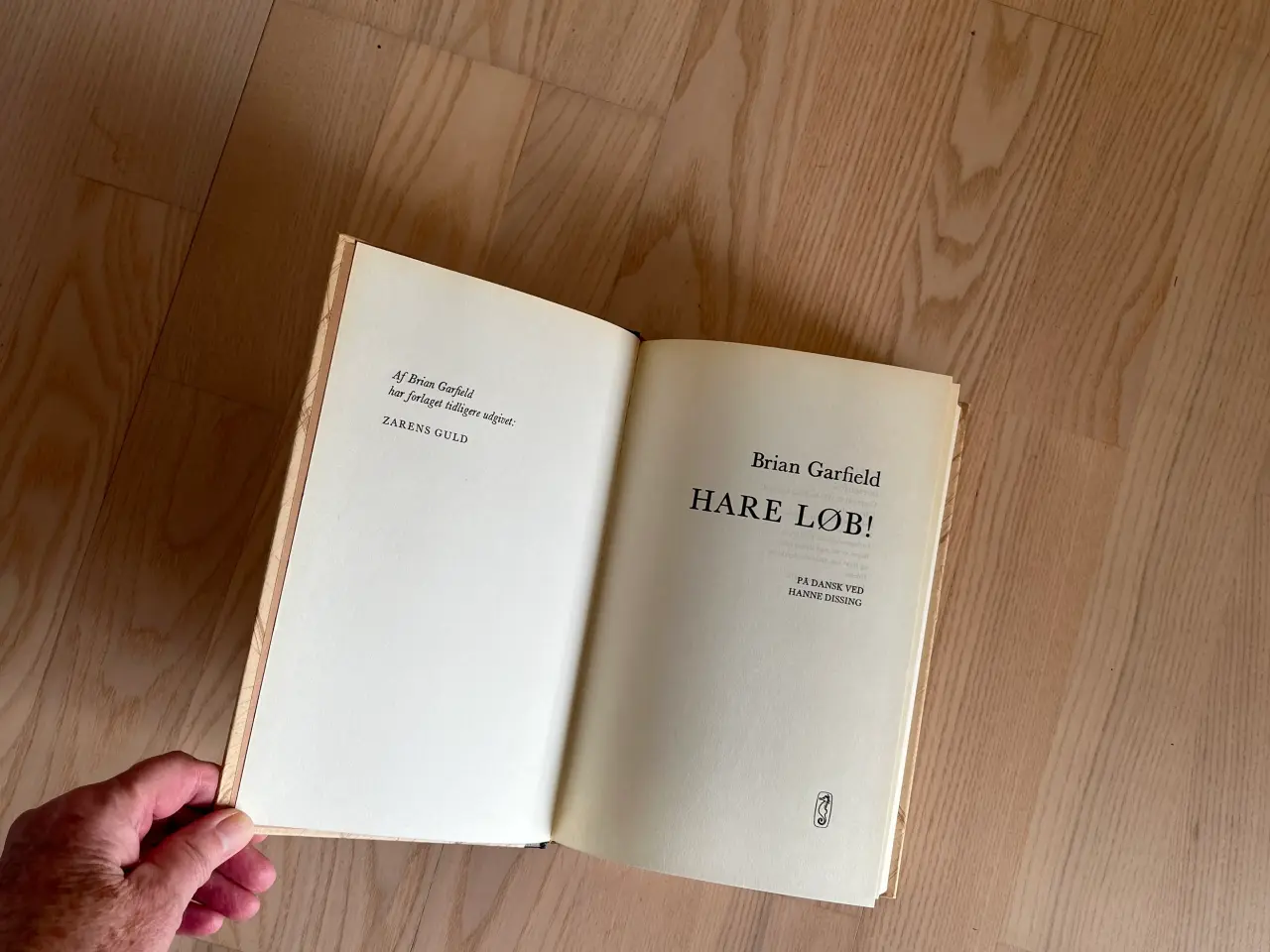 Billede 2 - Hare løb ! - af Brian Garfield