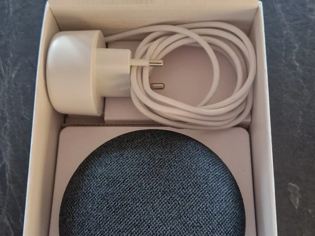 Billede 4 - Google nest mini, Fuldstændig som ny (mørk)