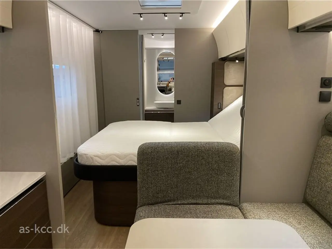 Billede 9 - 2027 - Adria Alpina 663 HT Twin Alde Centralvarme   Ny generation af Adria Alpina 663 HT