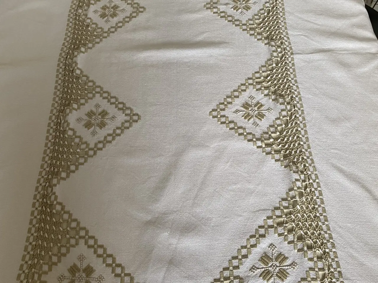 Billede 3 - Hardanger-dug