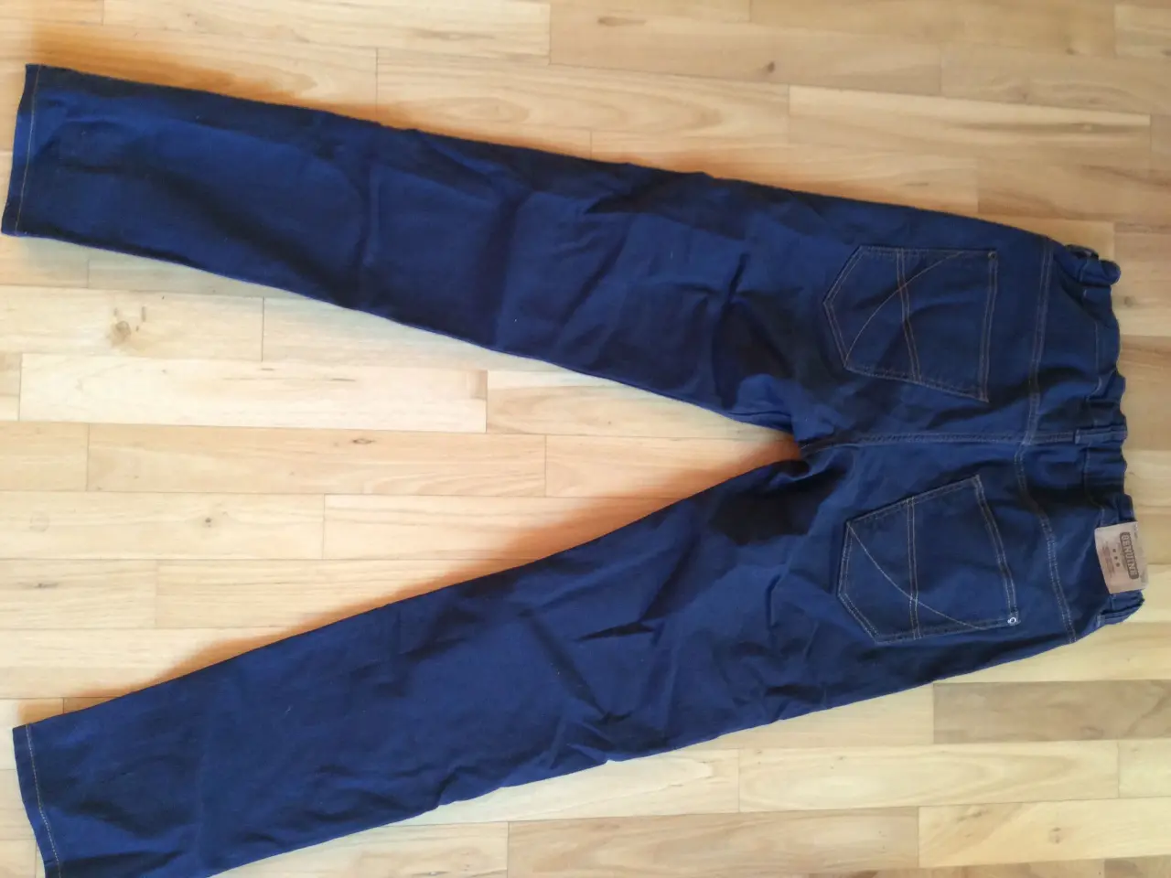 Billede 3 - Mørkeblå Jeans