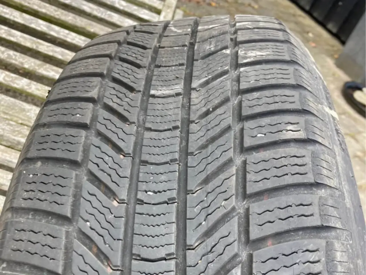 Billede 2 - Vinterdæk på alufælge 18”