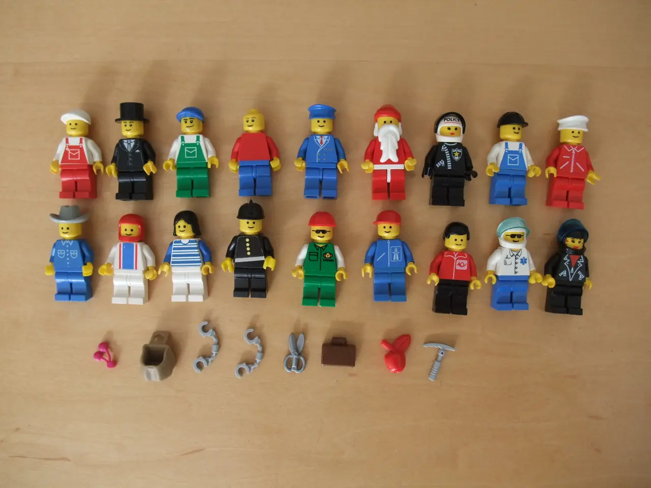 Billede 1 - Lego Town Figurer+Tilbehør