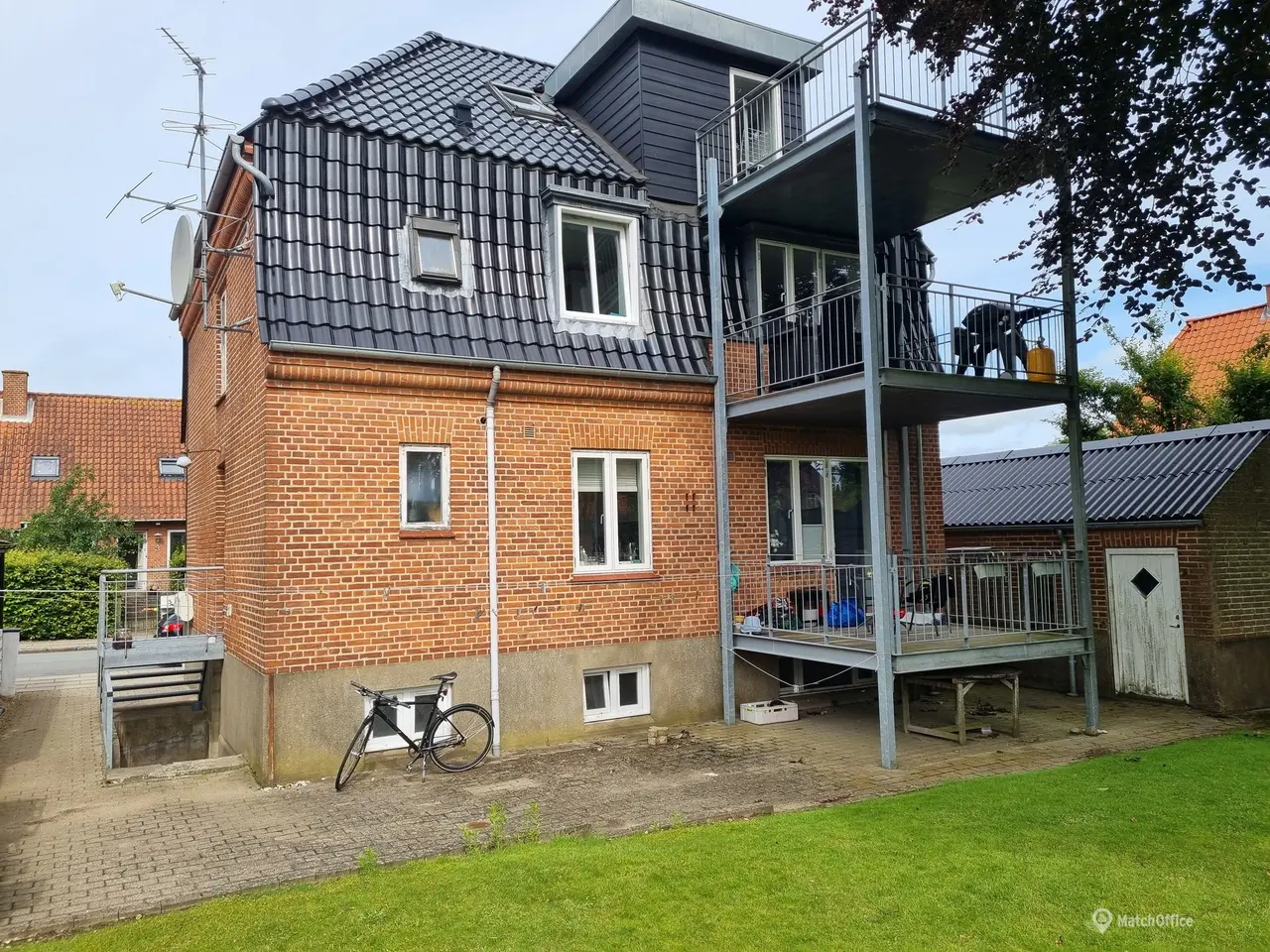 Billede 3 - Investeringsejendom med 3 boliglejemål - 1. års forrentning 6.8%