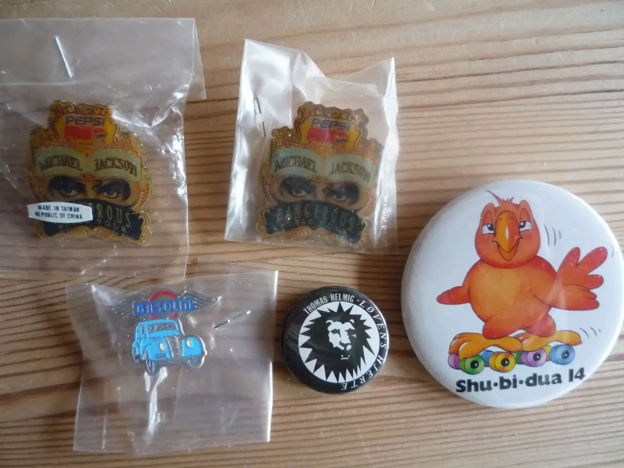 Billede 5 - Badges, pins, emblemer og reflekser