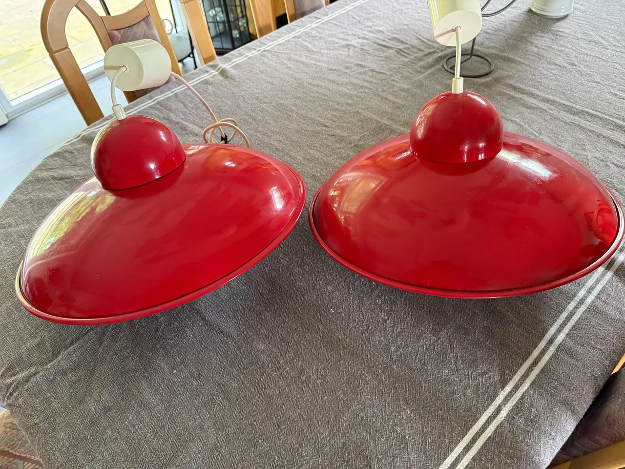 Billede 1 - 2 store røde lamper