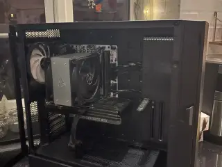 Gaming computer