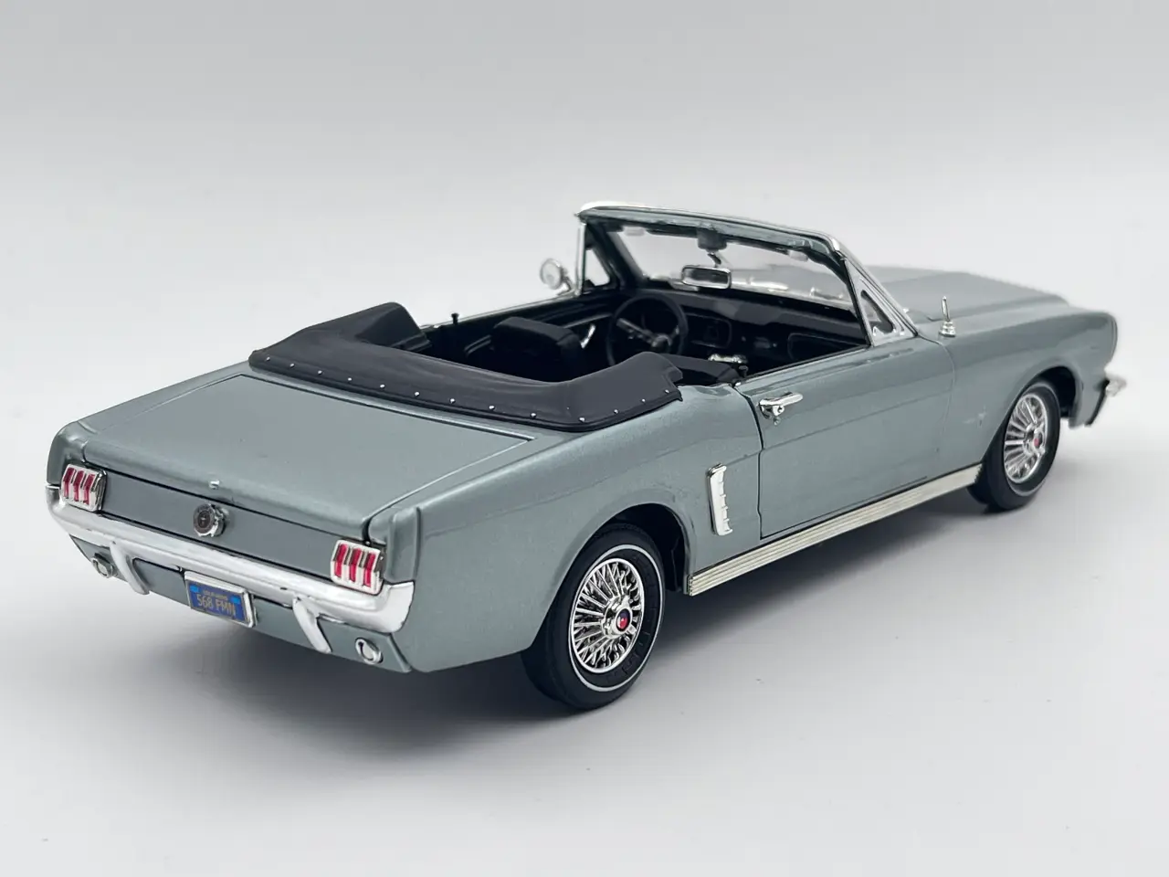 Billede 4 - 1964 Ford Mustang Convertible 1:18 1964½ model