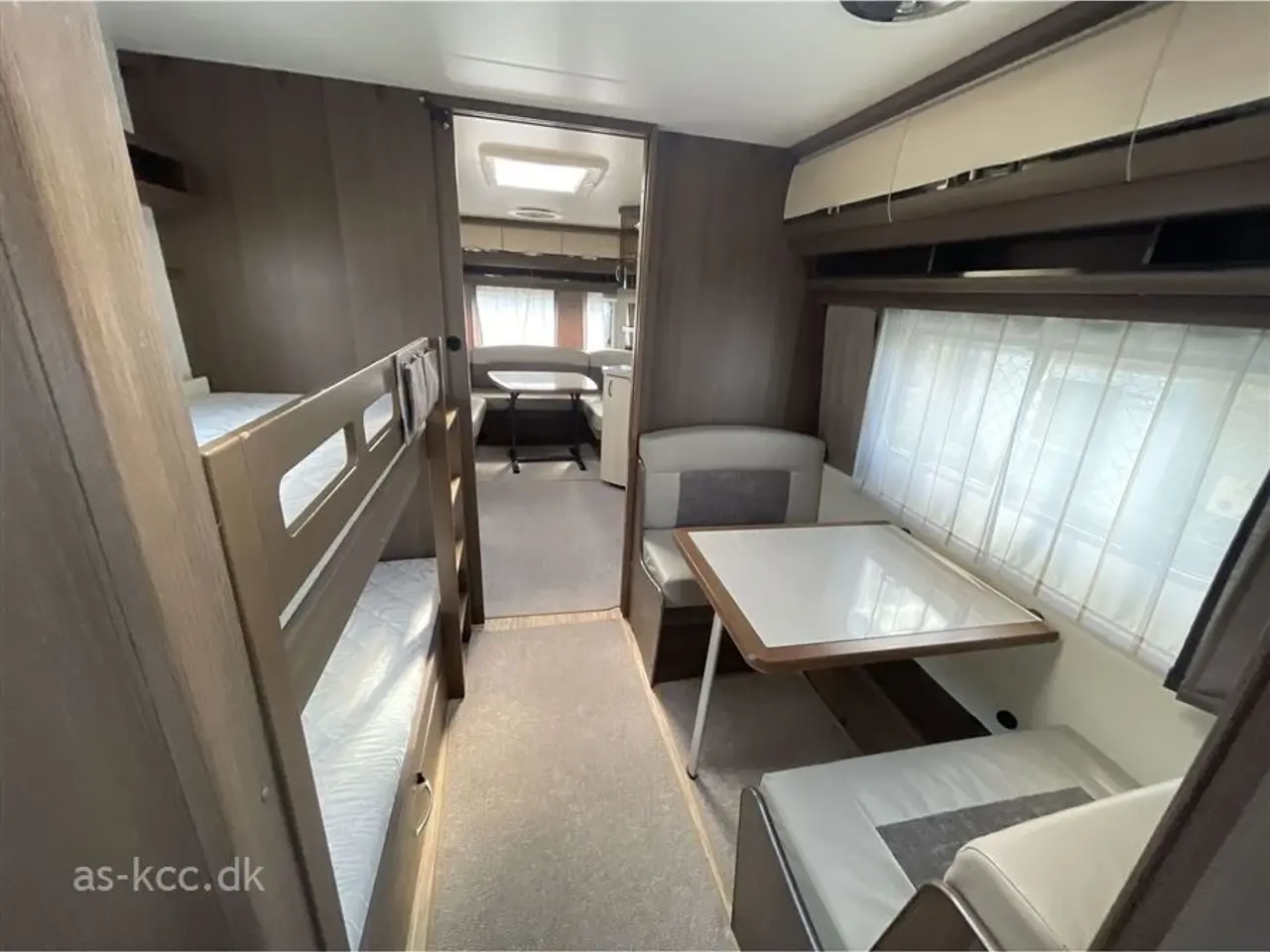 Billede 19 - 2014 - Hobby Prestige 720 UKFe Hobby Prestige 720 UFKE årg. 2014 7 sovepladser, 8 siddepladser.