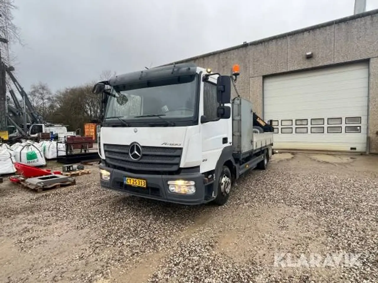 Billede 1 - Lastbil med lad og kran Mercedes - Benz Atego 918