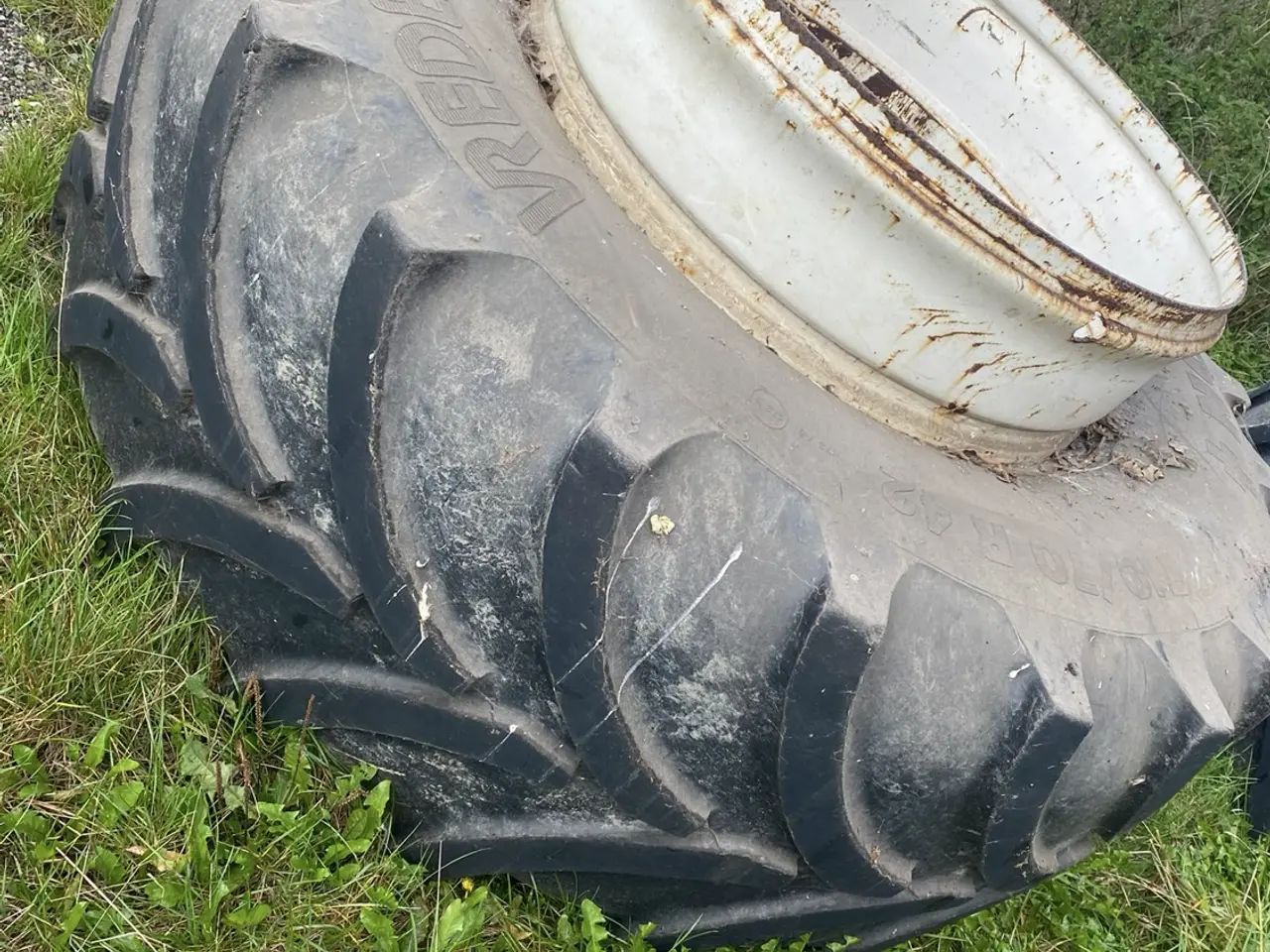 Billede 1 - Tvillinge hjul 710/70 r42
