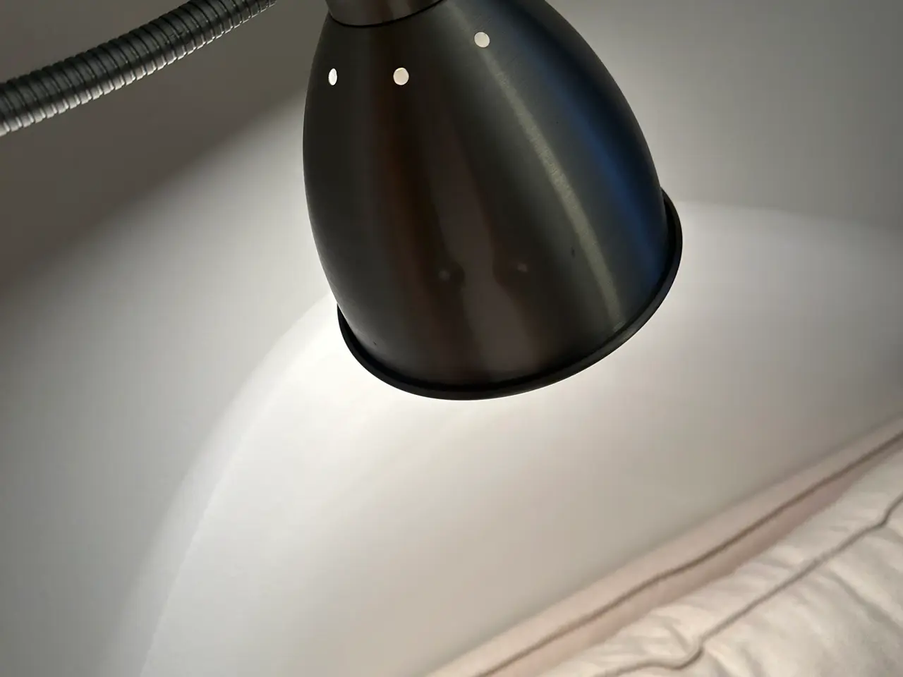 Billede 2 - Gulvlampe i børstet stål
