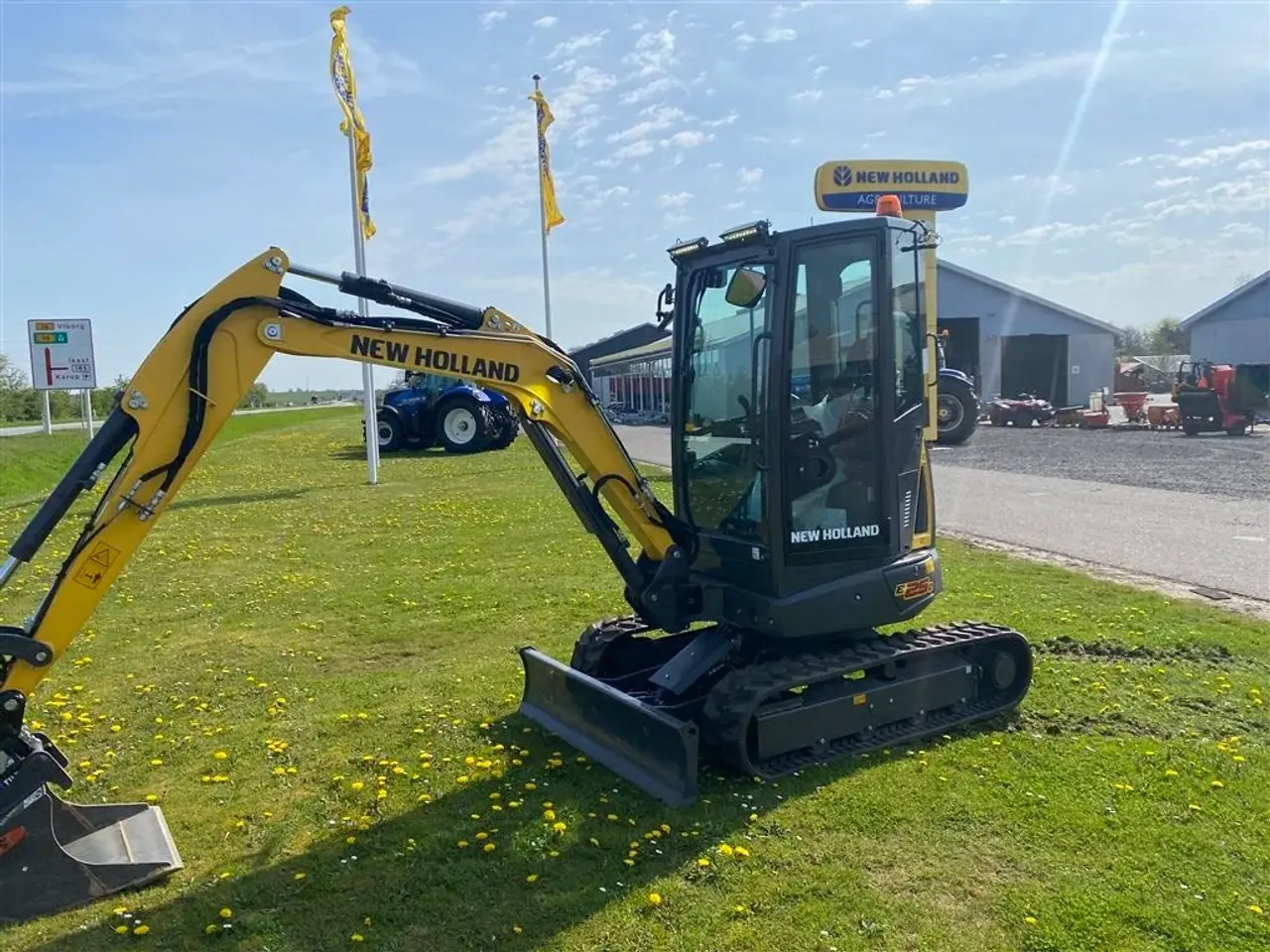 Billede 1 - New Holland E25D