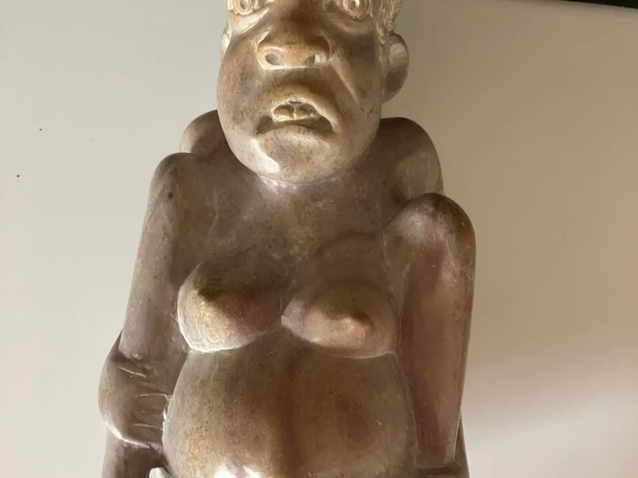 Billede 2 - Fascinerende statue af en kvinde i fødsel