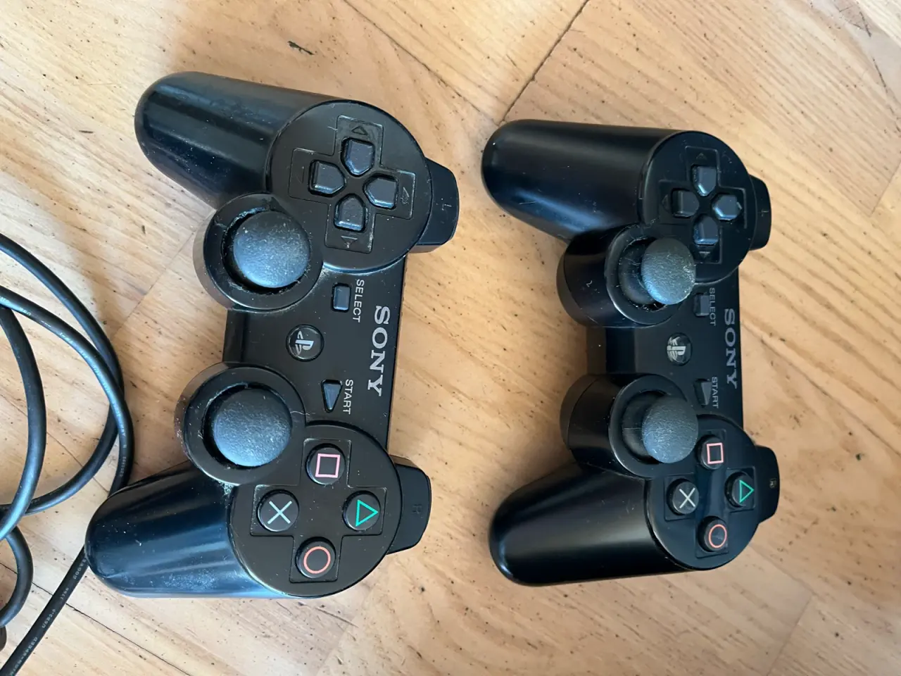 Billede 10 - PS3 med guitar og 37spil