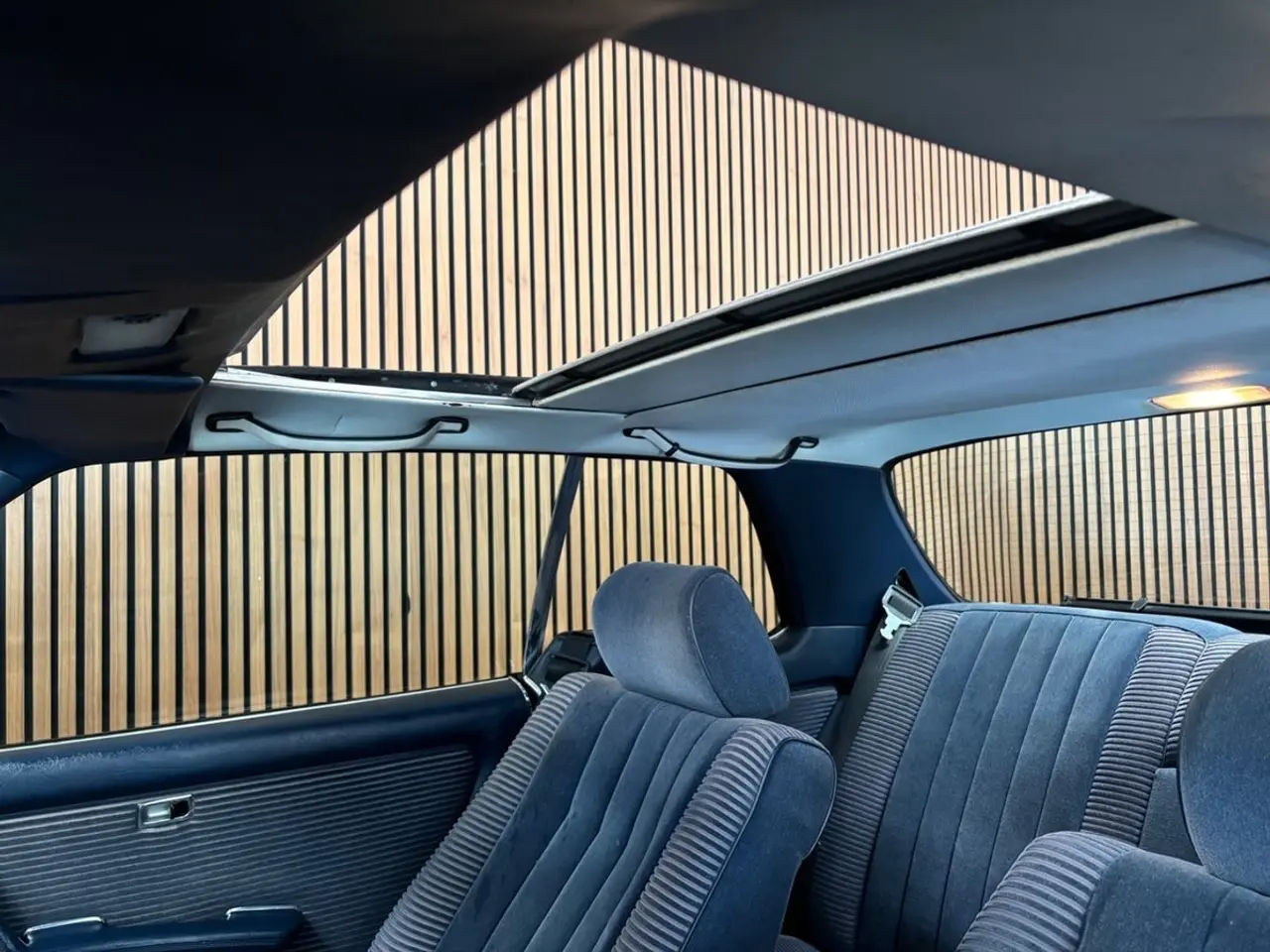 Billede 8 - Mercedes 230 CE 2,3 Coupé aut.