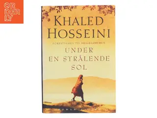 Under en strålende sol af Khaled Hosseini (Bog)