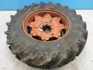38" 18.4 R38