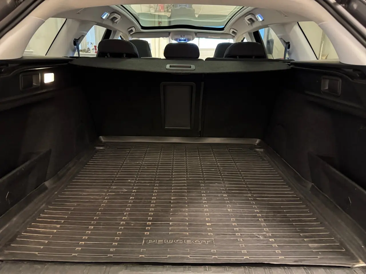 Billede 13 - Peugeot 308 1,6 BlueHDi 120 Selection Sky