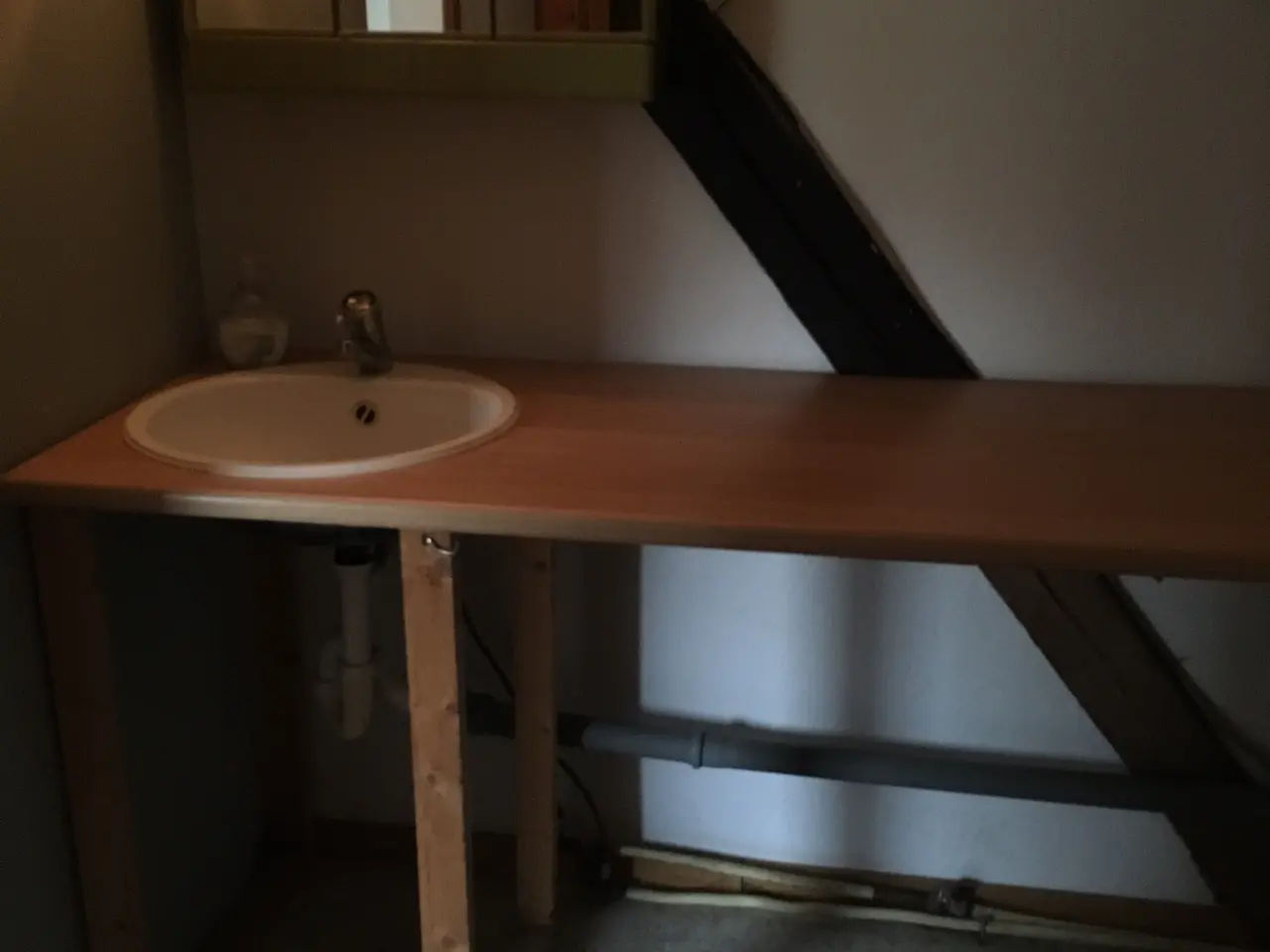 Billede 11 - Hus til salg (Håndværkertilbud)